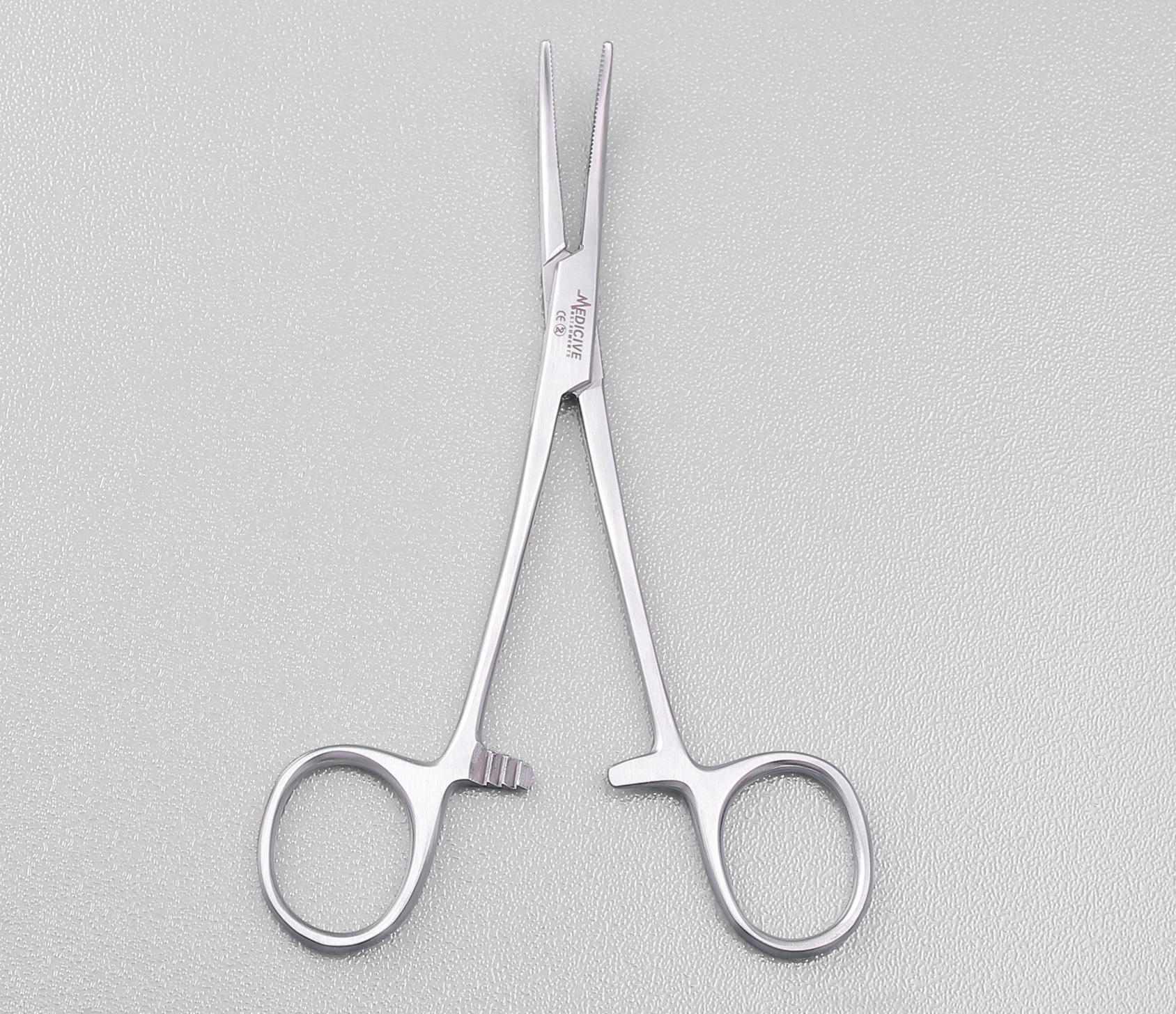 kelly-forceps